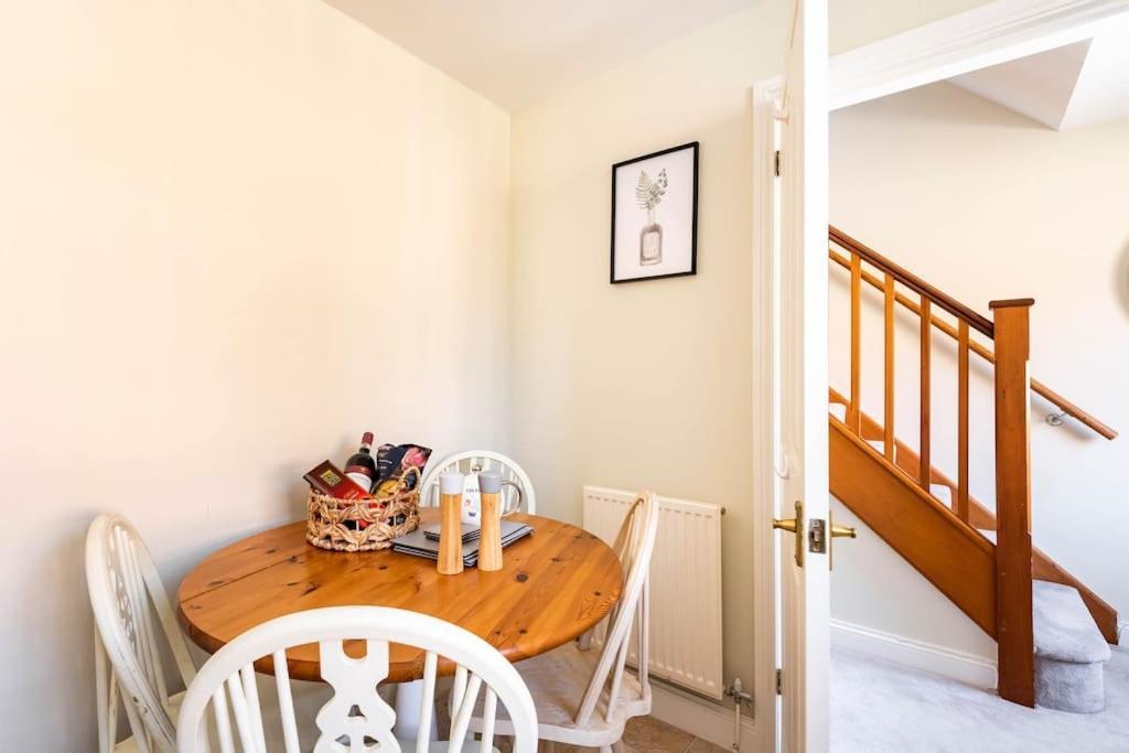 Central Village Cottage, The Corders Moreton-in-Marsh Екстер'єр фото